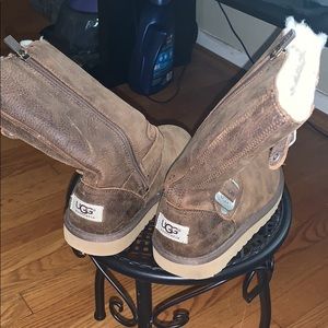 Youth girl ugg boots